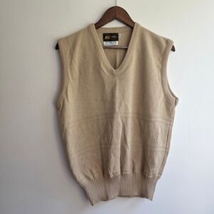 Vintage Milwaukee Knit Tan Acrylic V-Neck Sweater Vest XL Preppy Argyle Texture